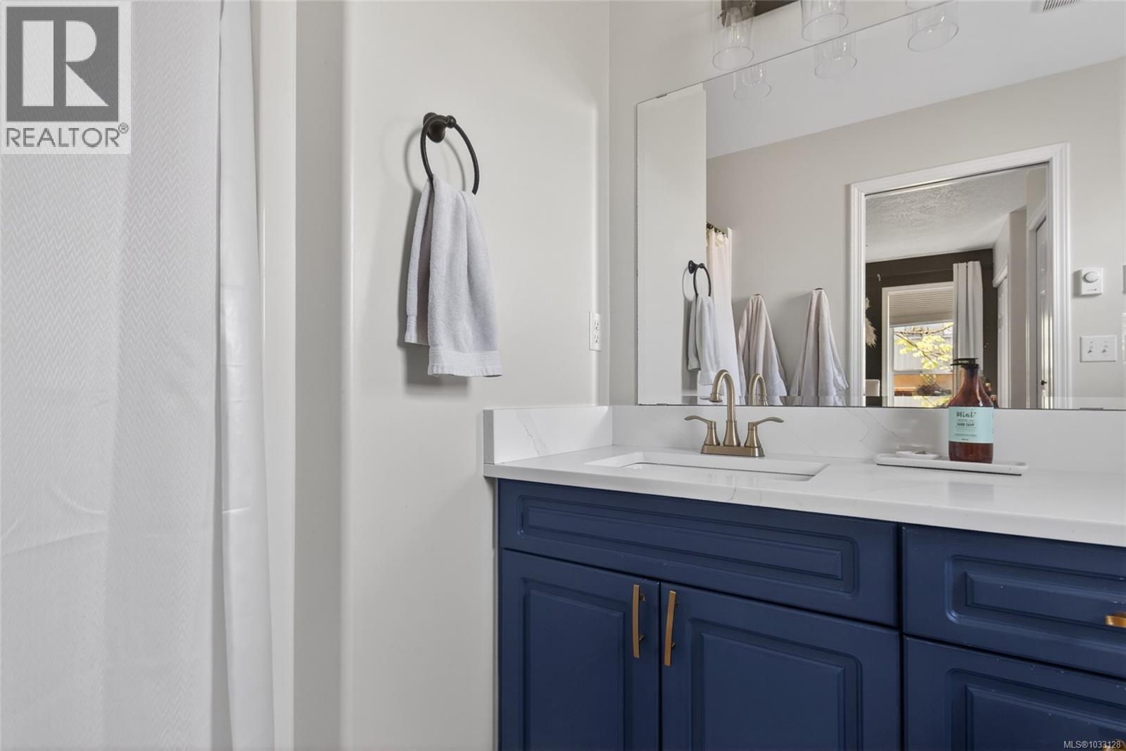 378 Campbell St - 18