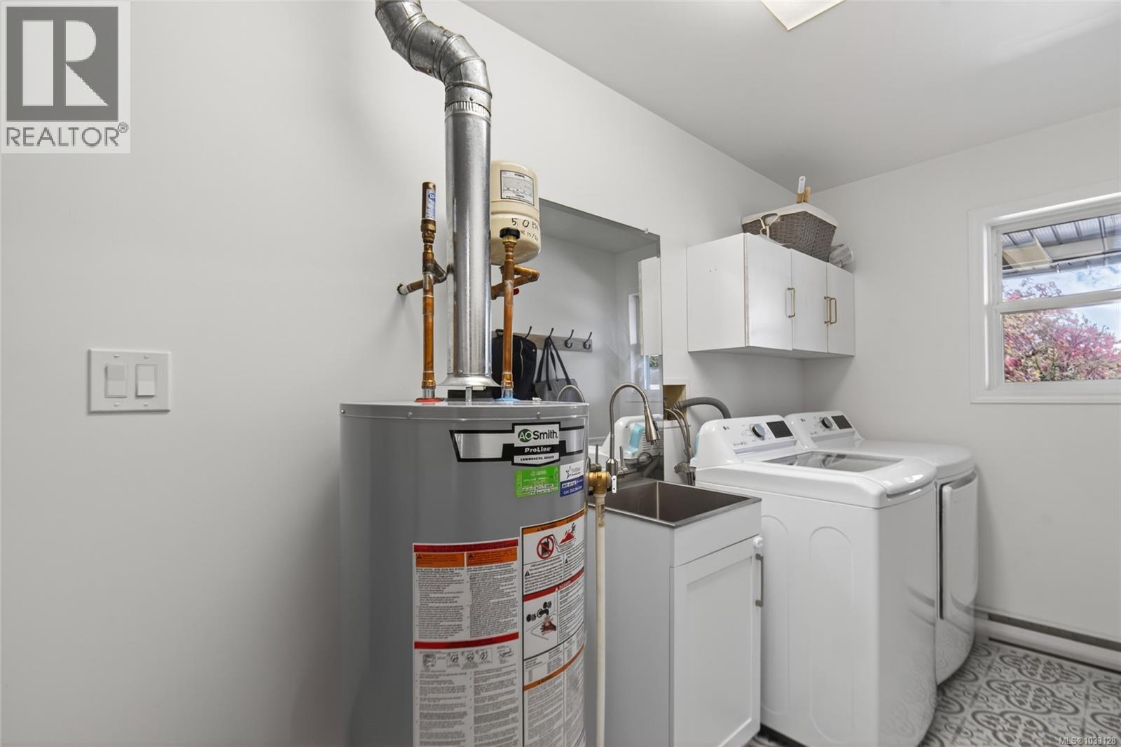 378 Campbell St - 22