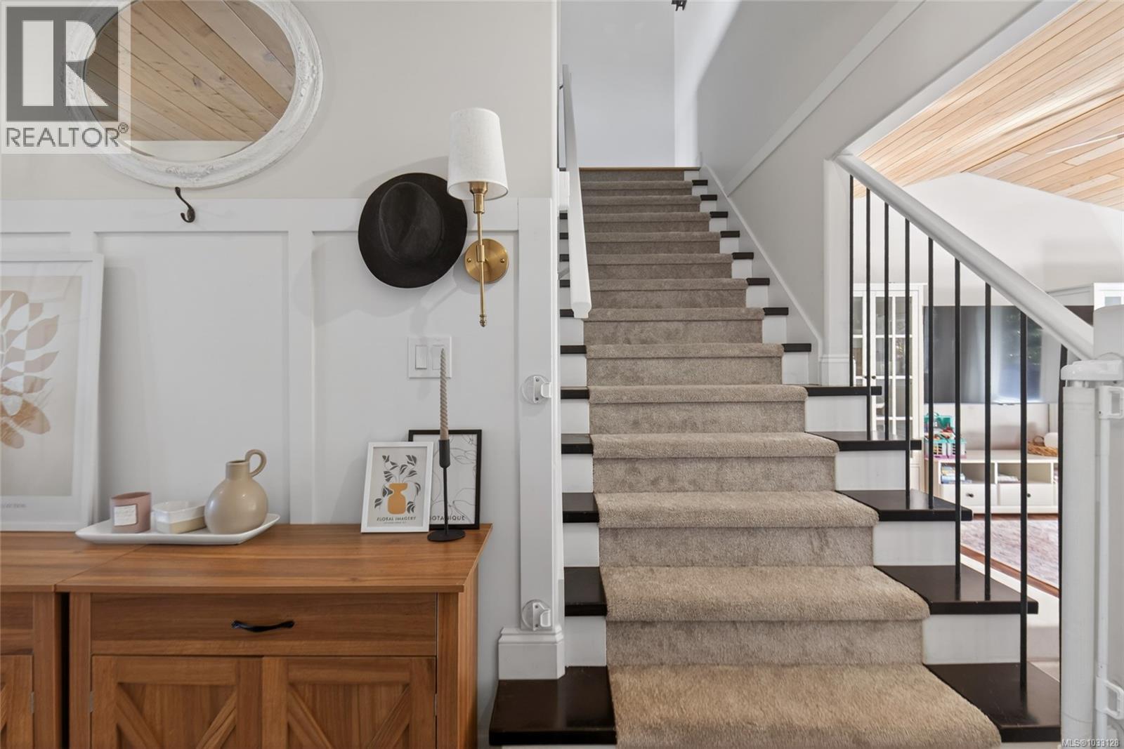 378 Campbell St - 23