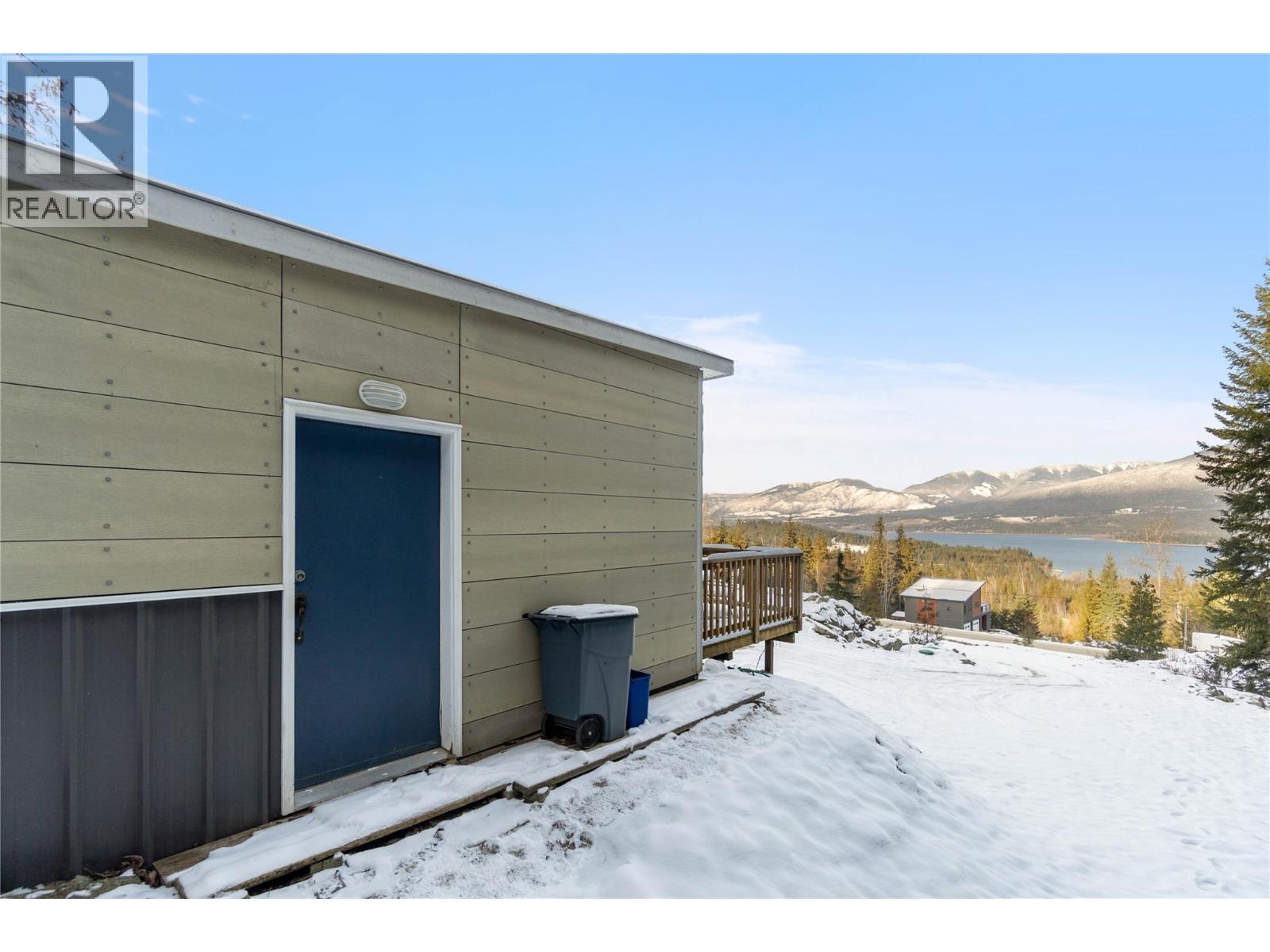 5036 Heritage Drive, Eagle Bay