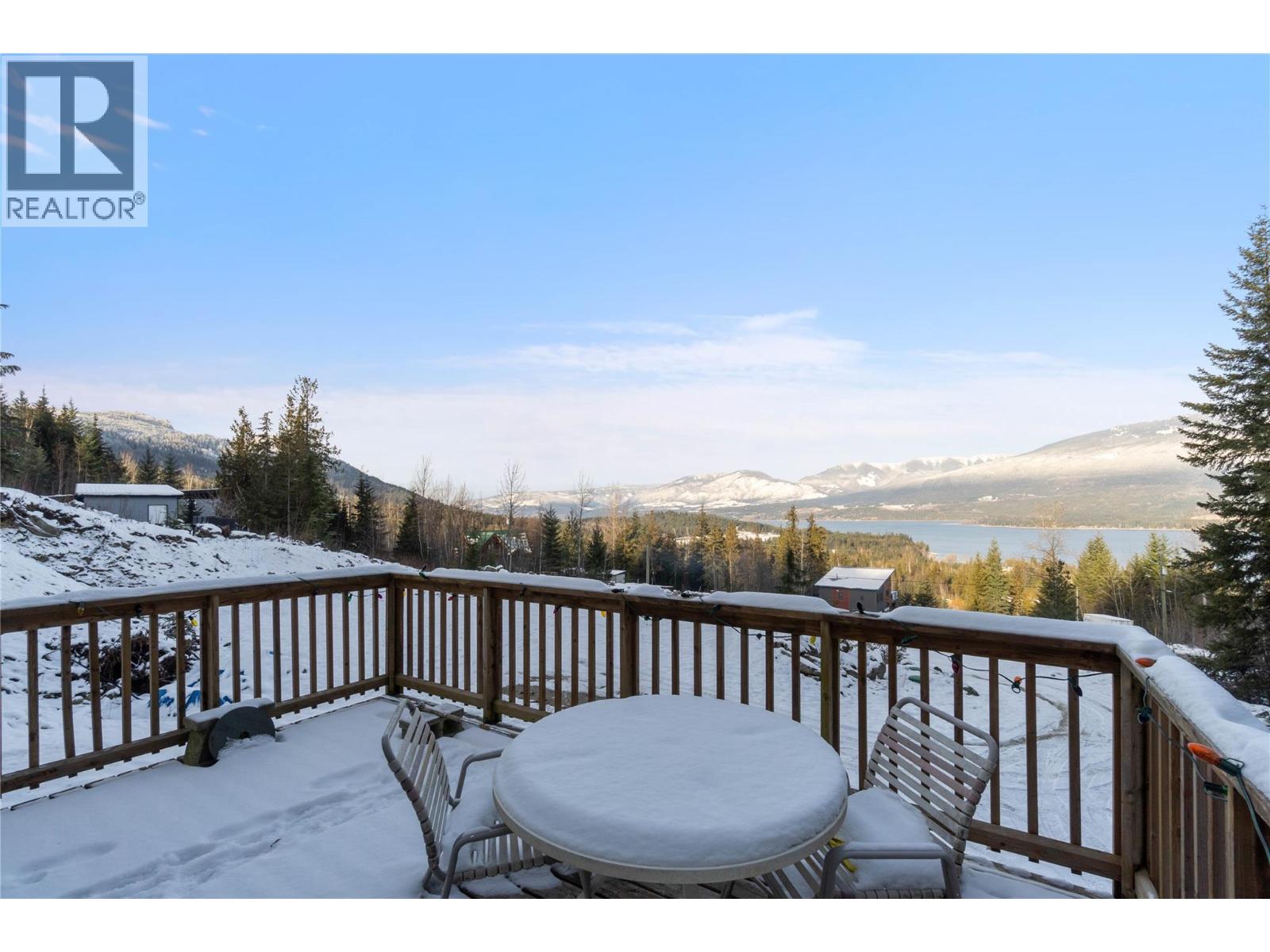5036 Heritage Drive, Eagle Bay