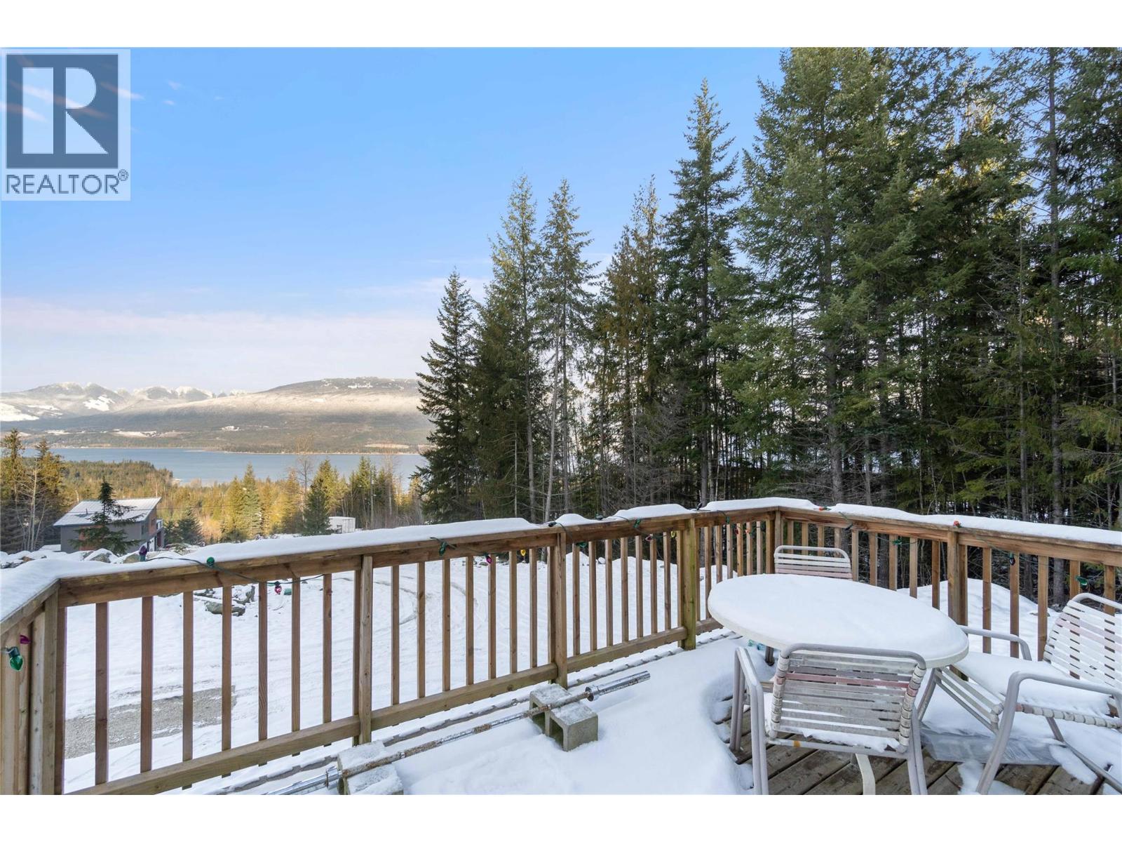 5036 Heritage Drive, Eagle Bay