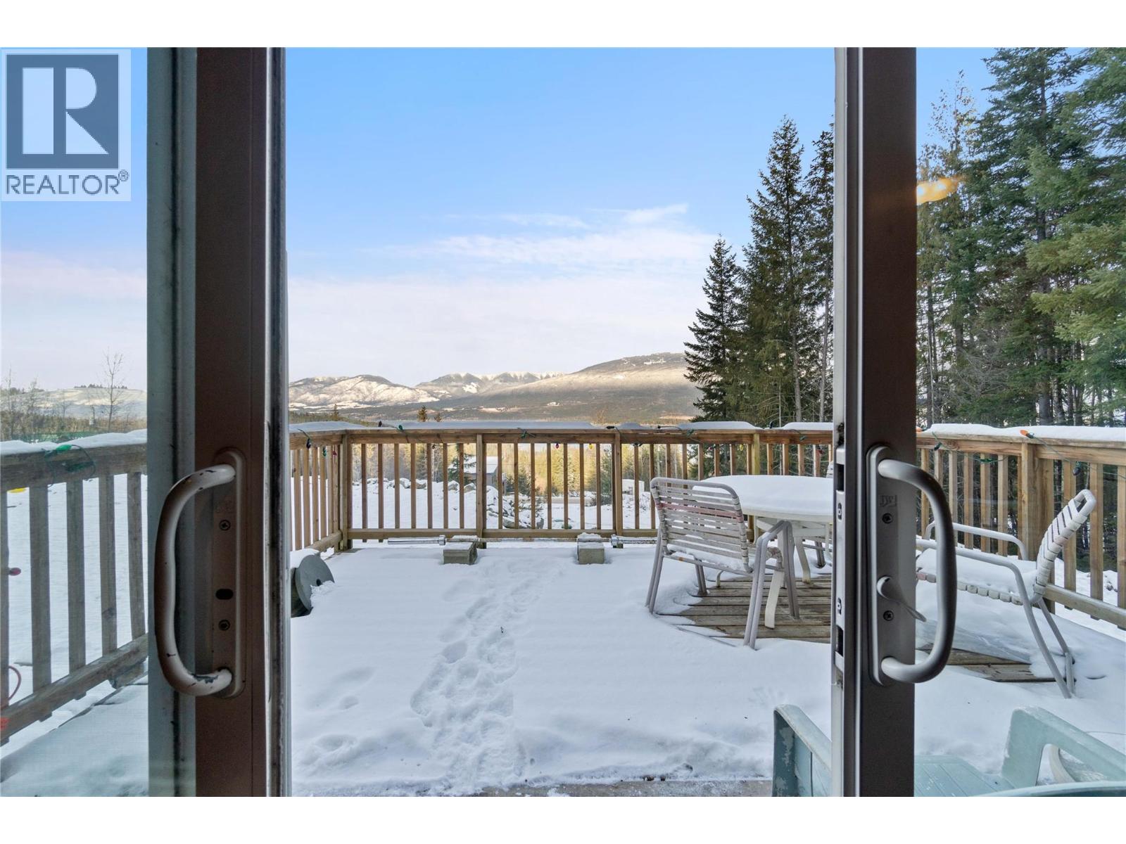 5036 Heritage Drive, Eagle Bay