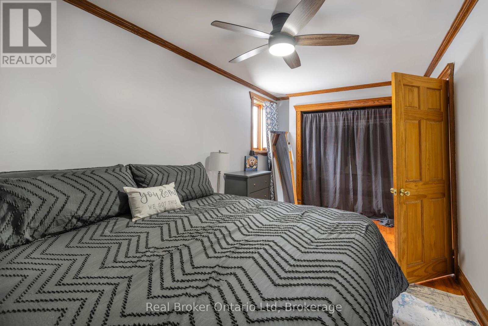 122327 GREY 5 ROAD - 16