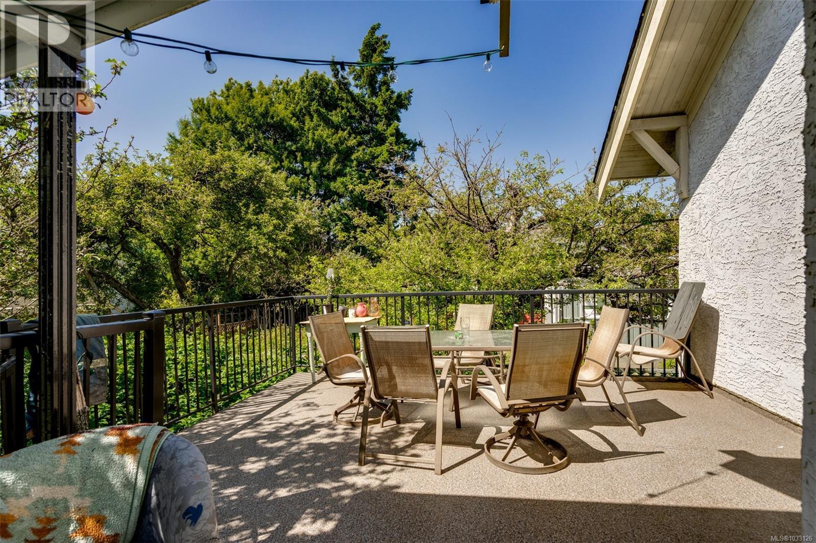 2630 Victor St - 20
