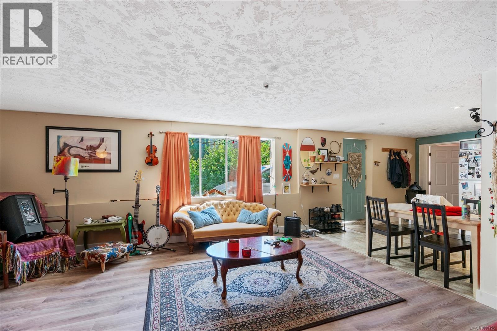 2630 Victor St - 23