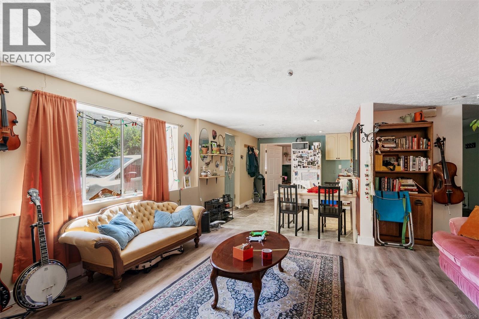 2630 Victor St - 24