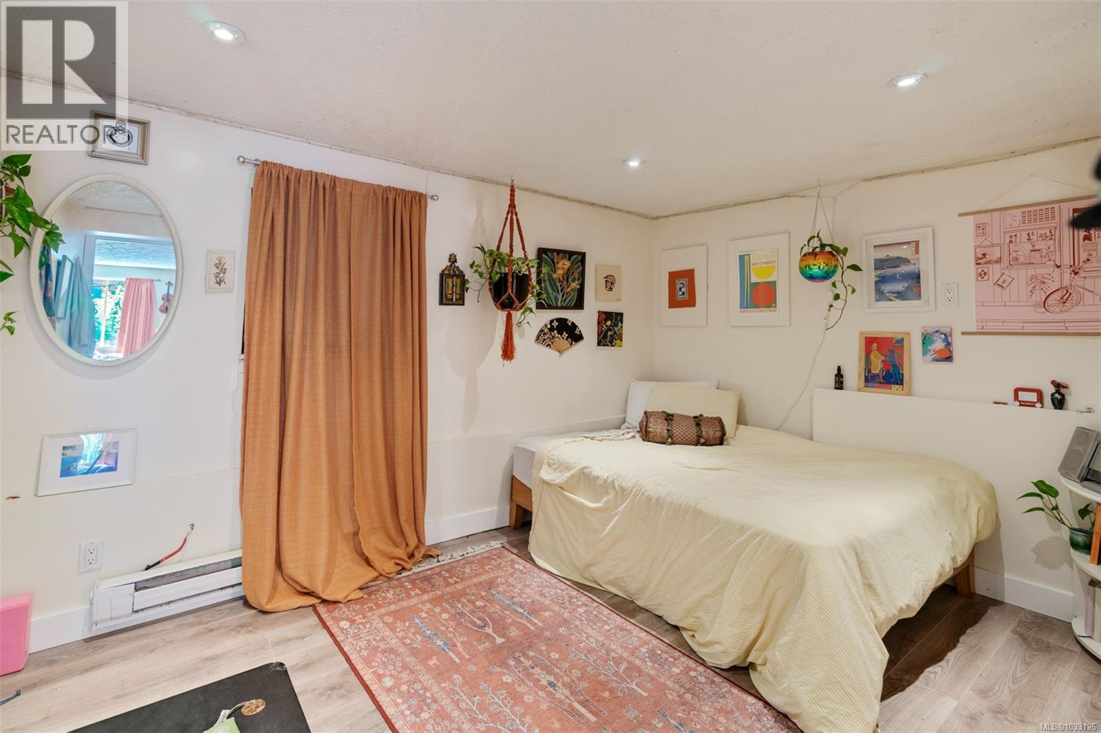 2630 Victor St - 30