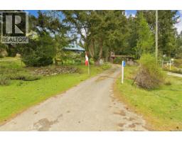 279 Wood Dale Dr, Mayne Island, BC V0N2J2 Photo 32