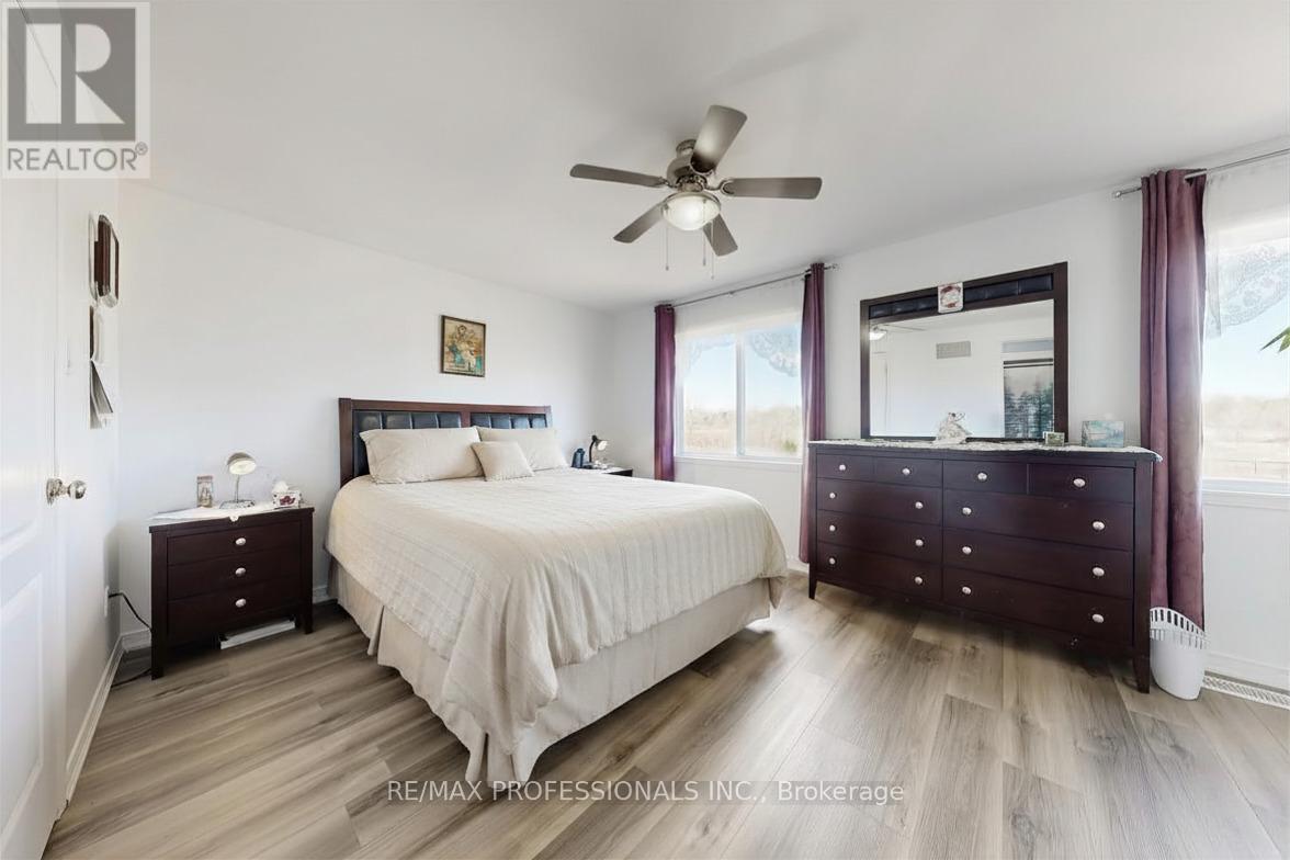 44 SHEPHARD AVENUE - 6