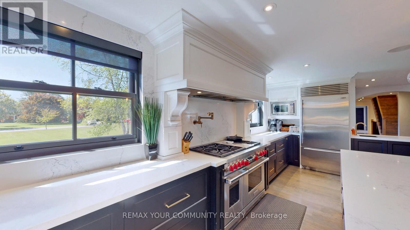 557 AINTREE DRIVE — photo 15