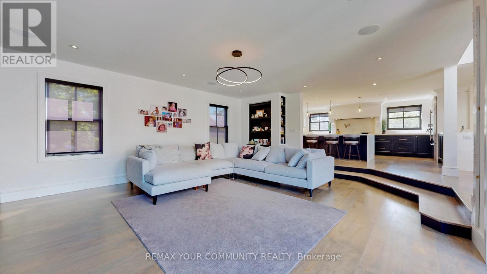 557 AINTREE DRIVE — photo 17