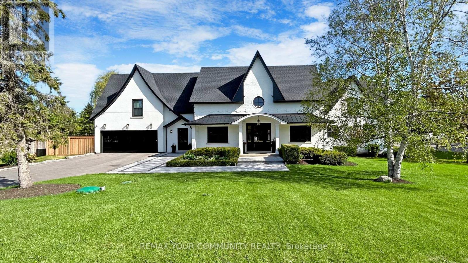 557 AINTREE DRIVE — photo 3