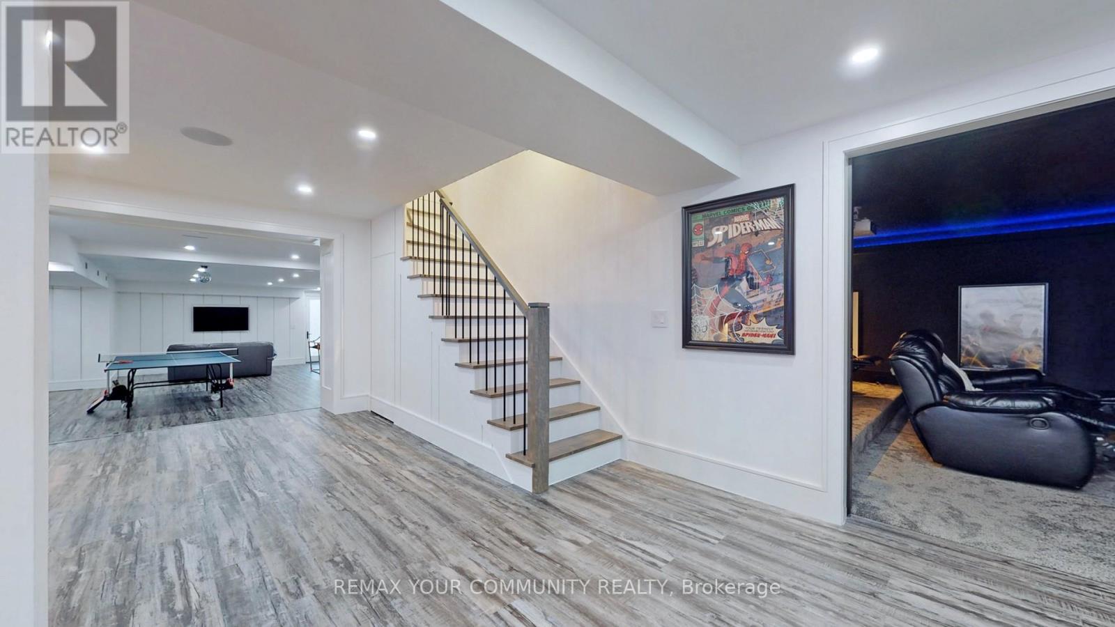 557 AINTREE DRIVE - 37