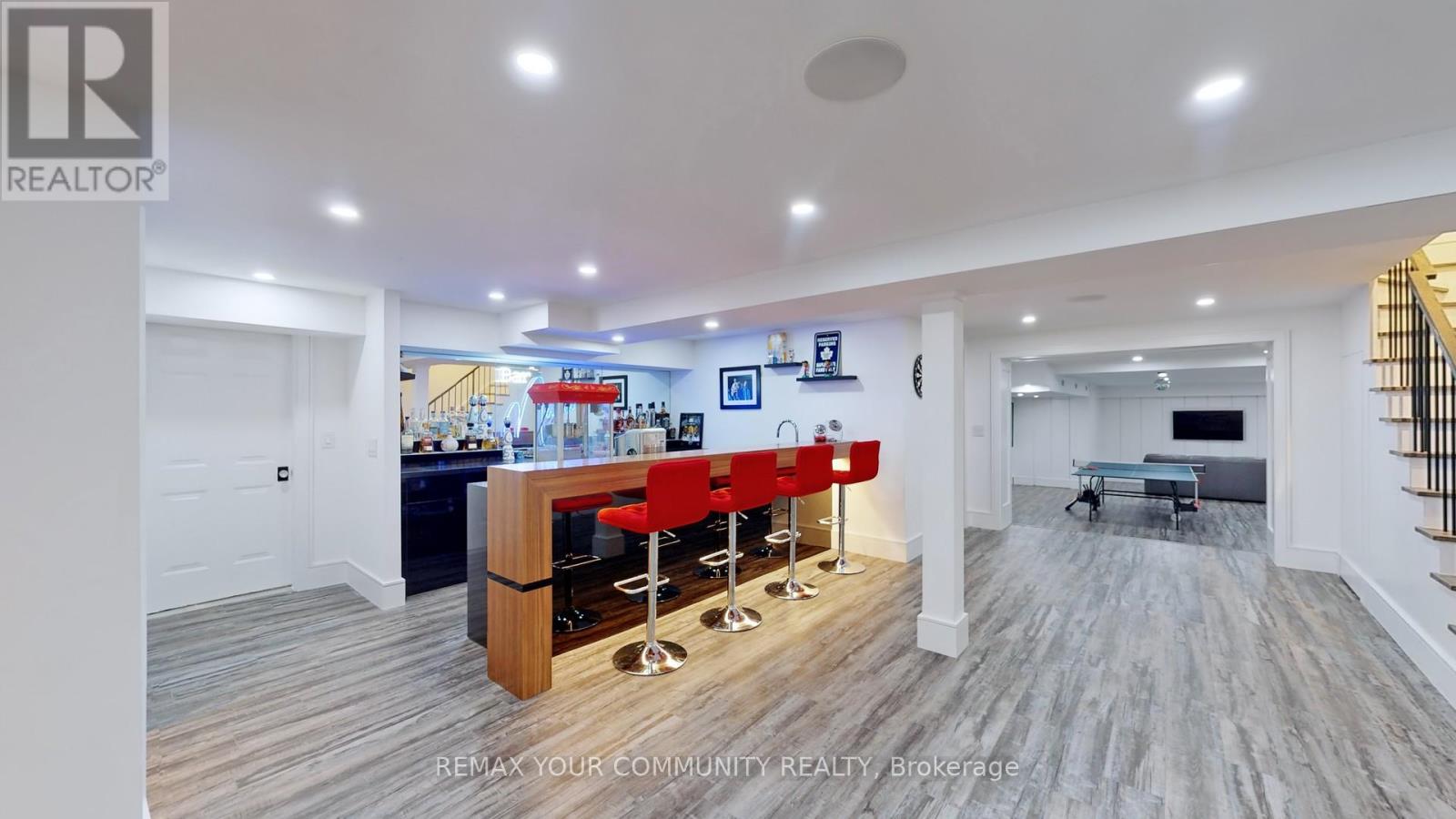 557 AINTREE DRIVE — photo 41