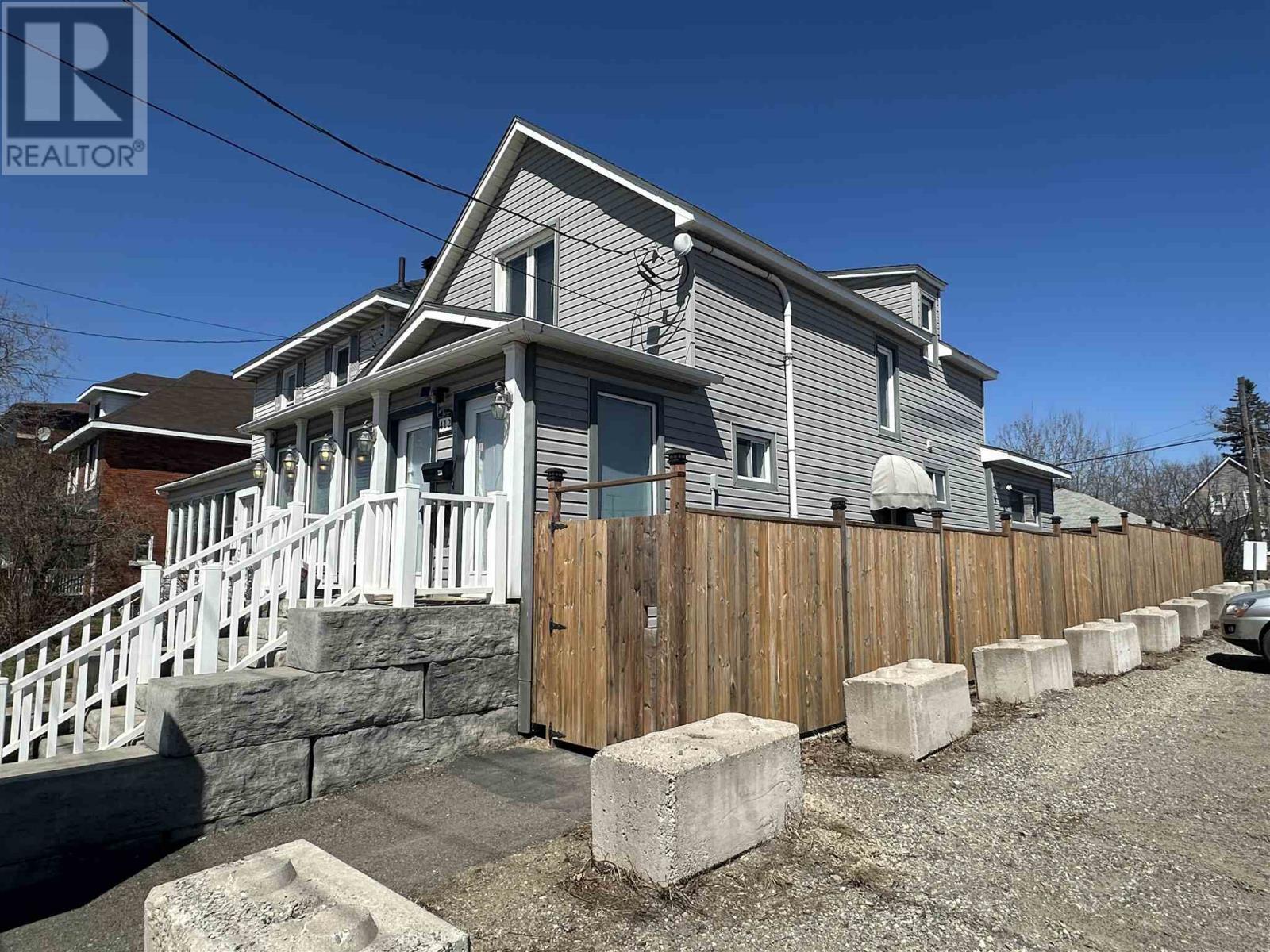 412 Albert ST E, Sault Ste. Marie, Ontario, P6A2J8 — Photo 3