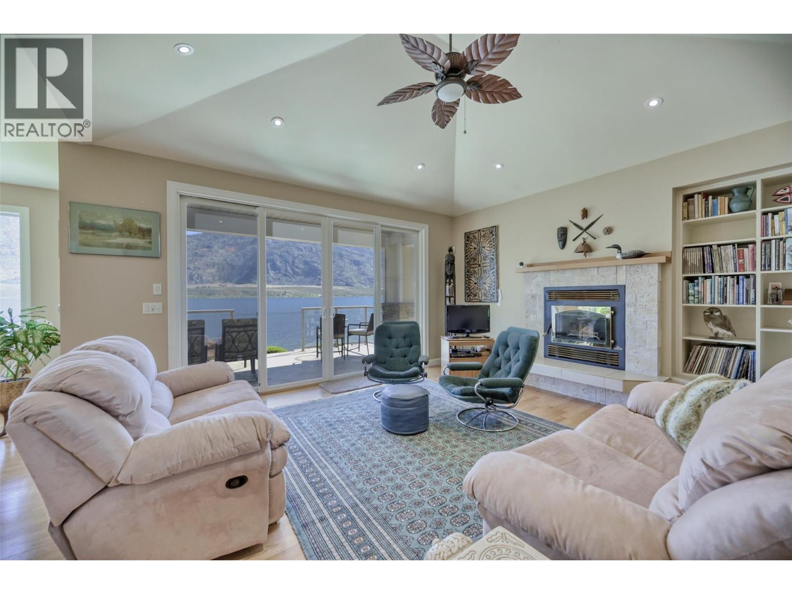 10411 81st Street - 11