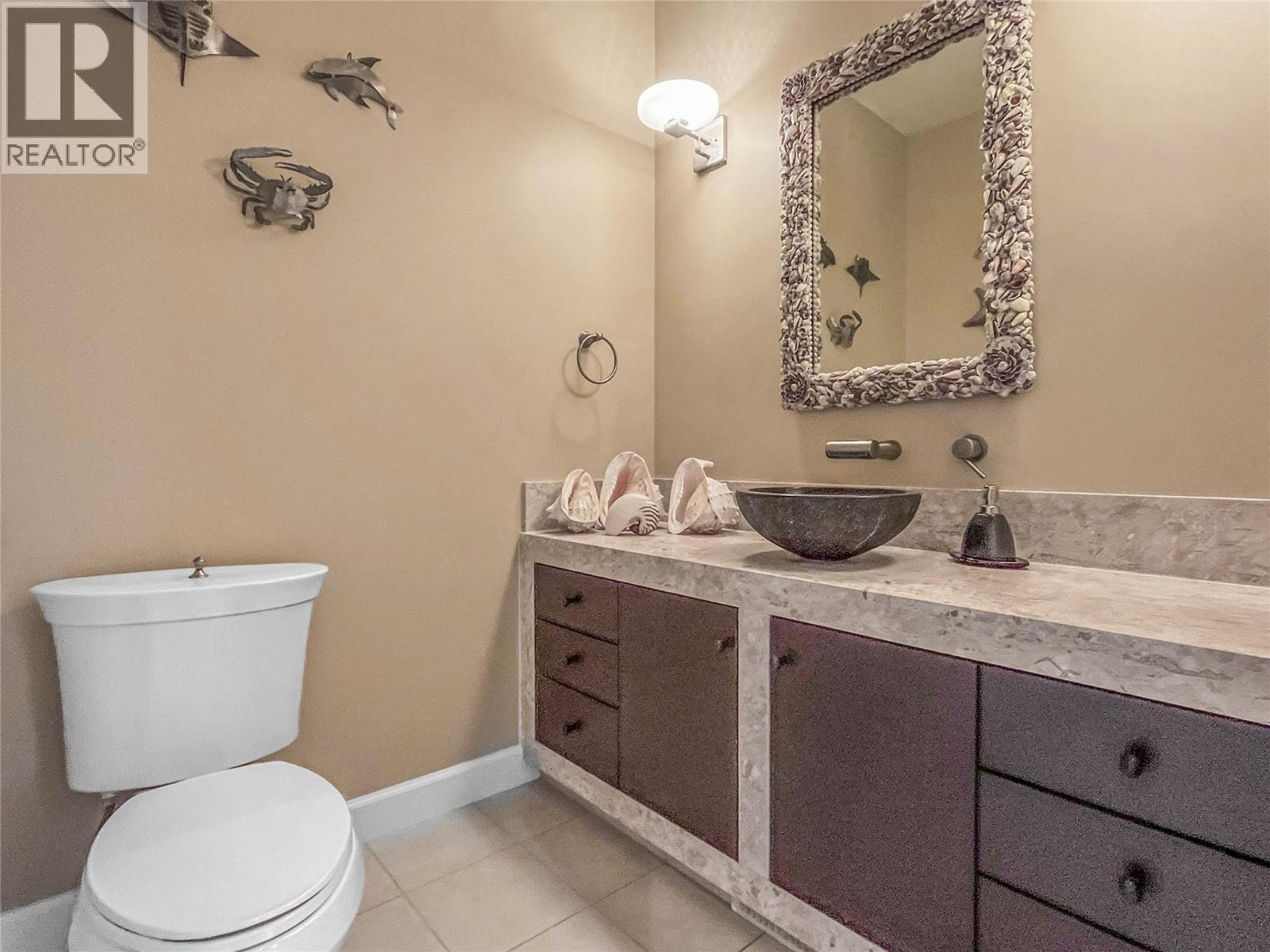  10411 81st Street, Osoyoos