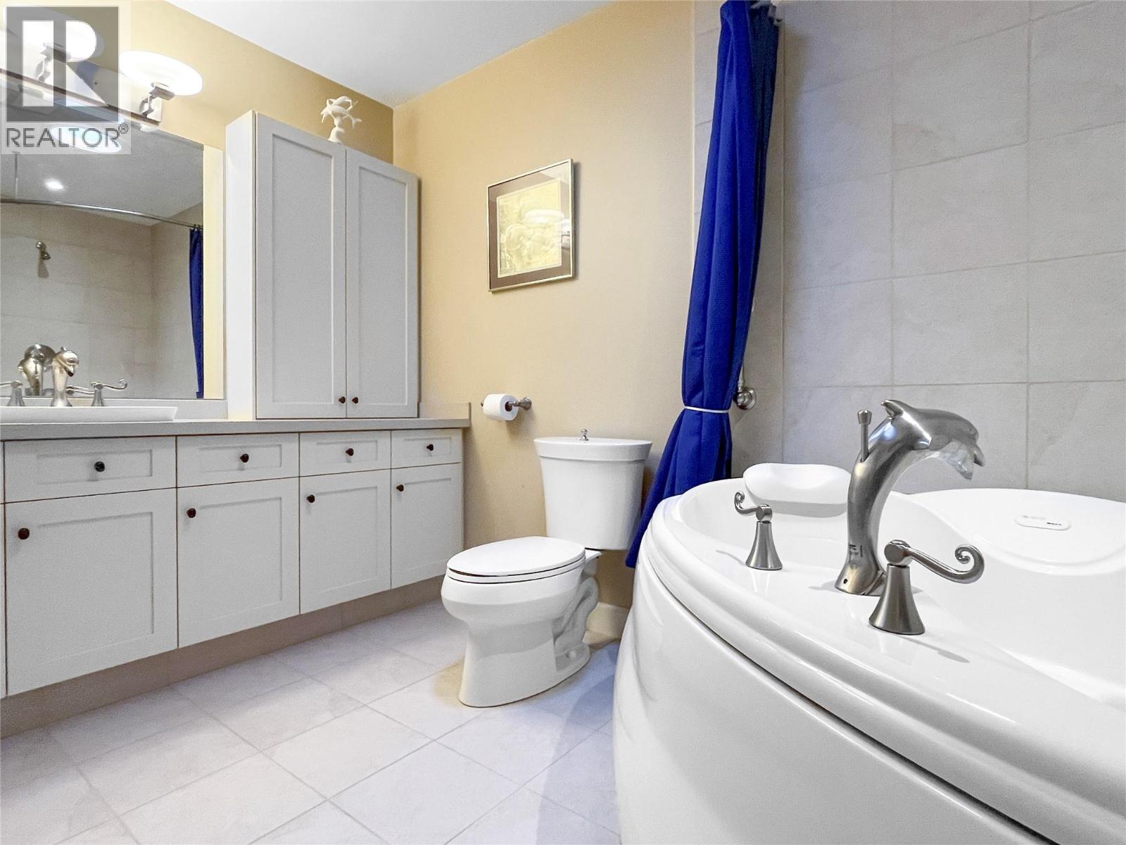  10411 81st Street, Osoyoos