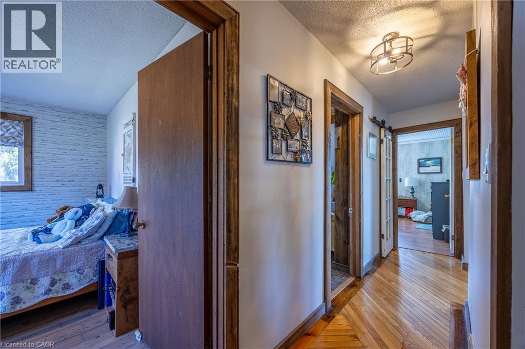 261 WEST QUARTER LINE Road - 14