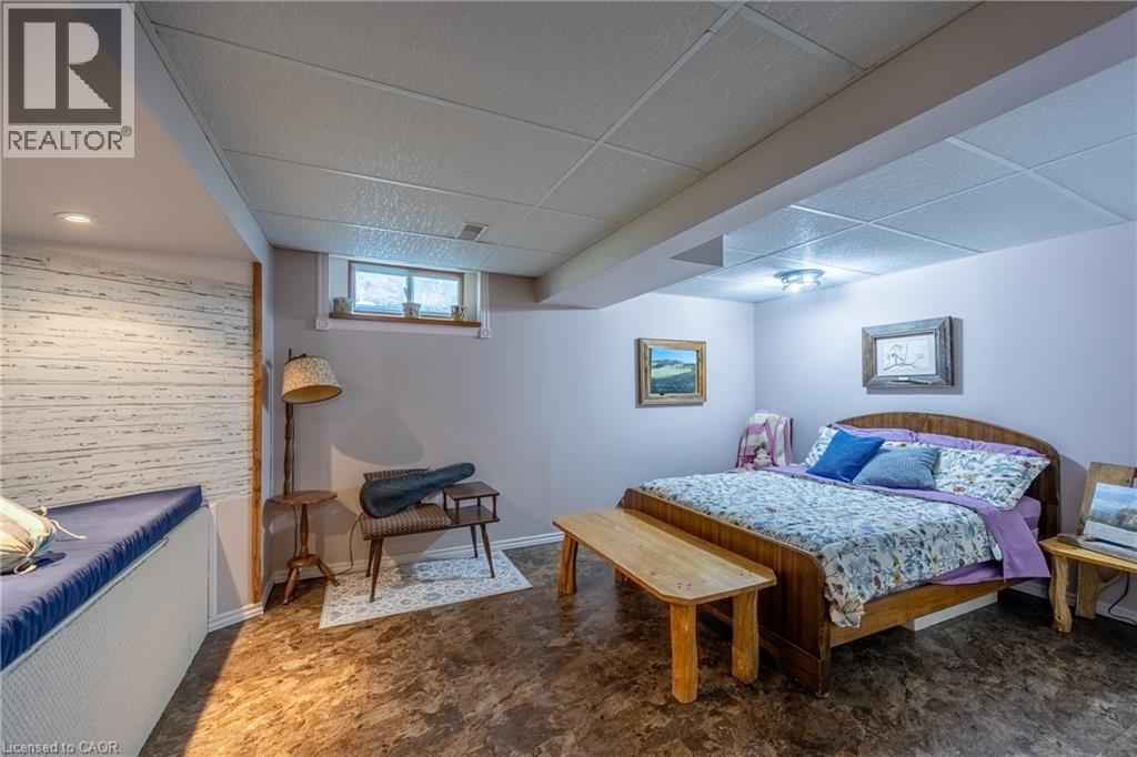 261 WEST QUARTER LINE Road - 25