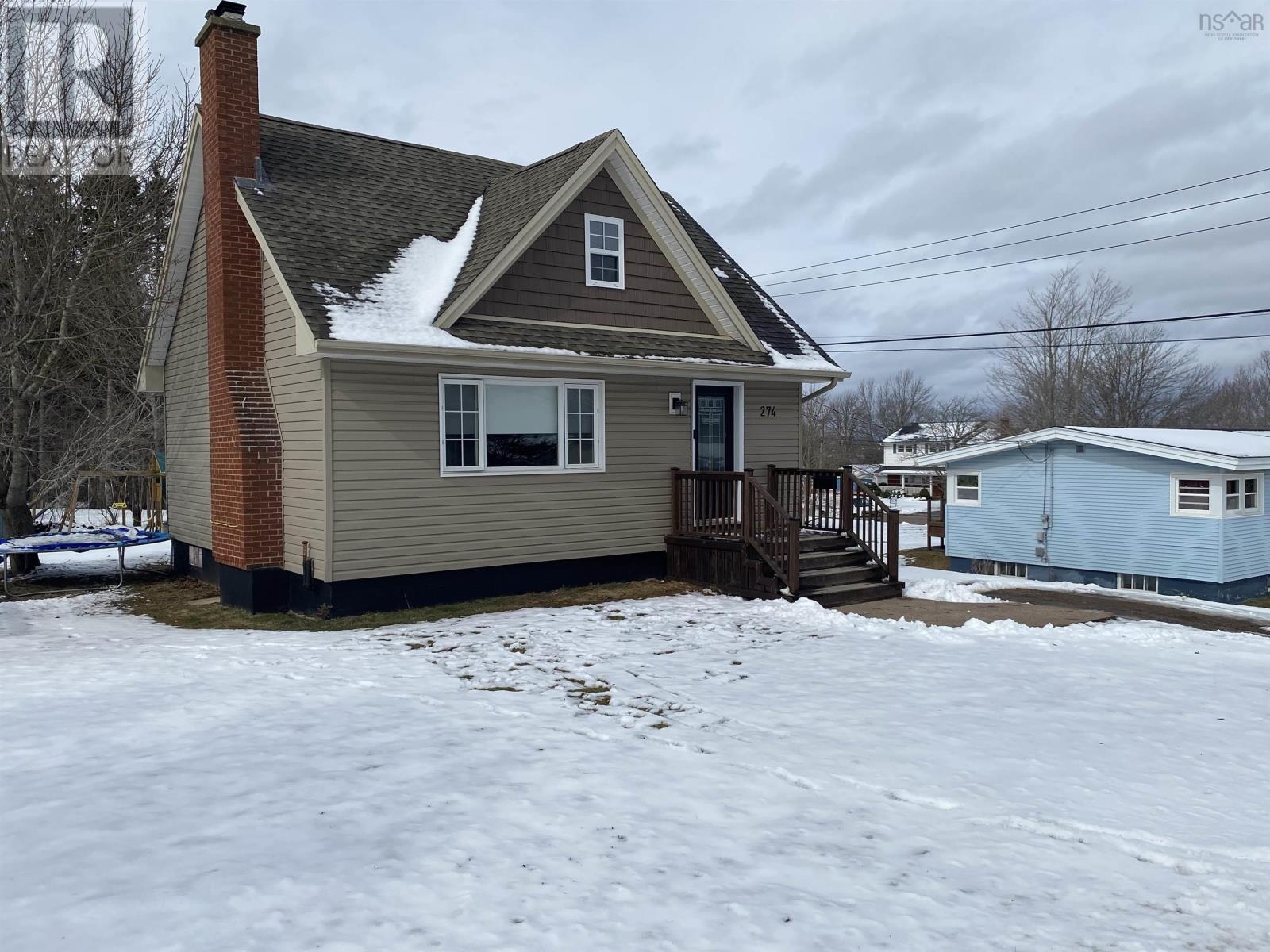 Property photo of 274 Pleasant Street