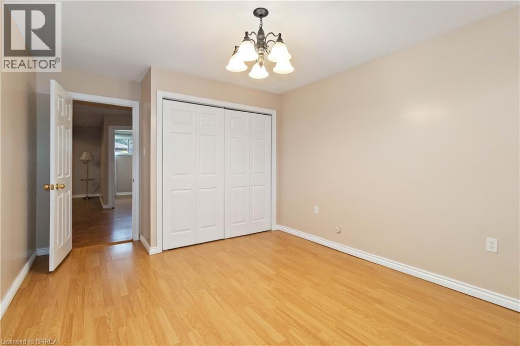 34 SYMPATICA Crescent Unit# LOWER, Brantford, Ontario, N3P1G4 — Photo 12