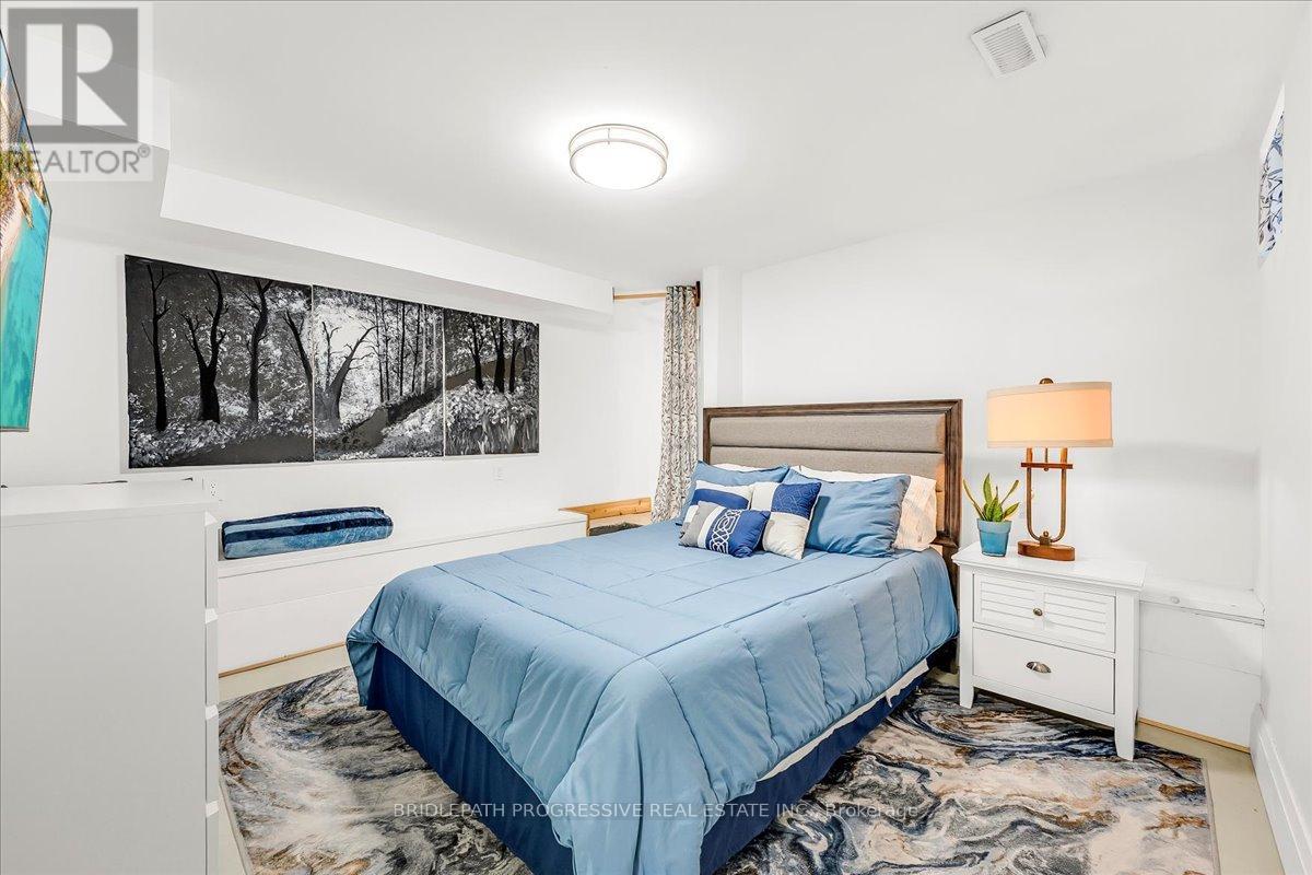 332 DELAWARE AVENUE - 33