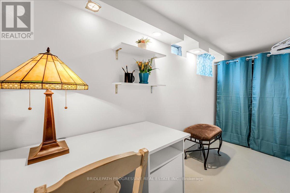 332 DELAWARE AVENUE - 35