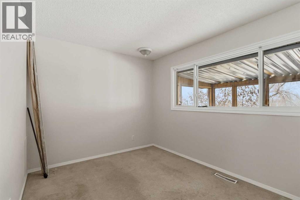 11 Fitzgerald Avenue, Fort McMurray