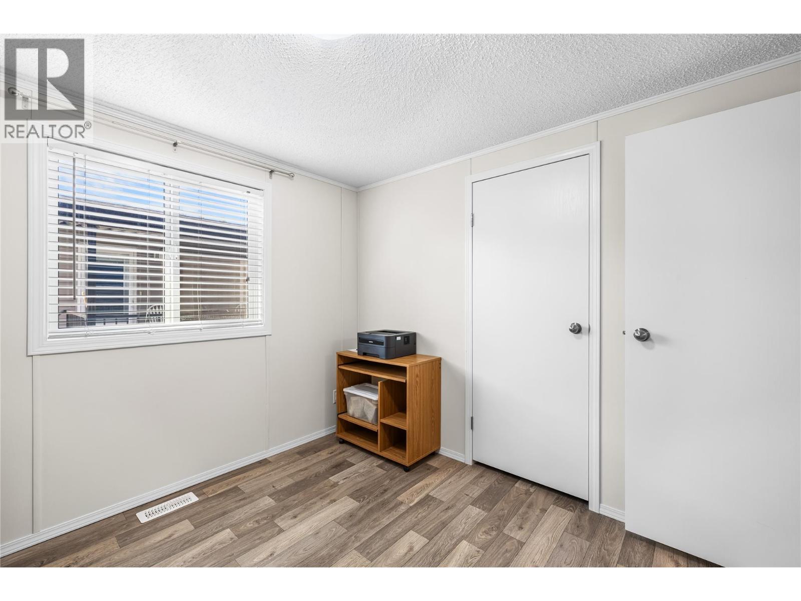 #8 316 Canyon Street - 17