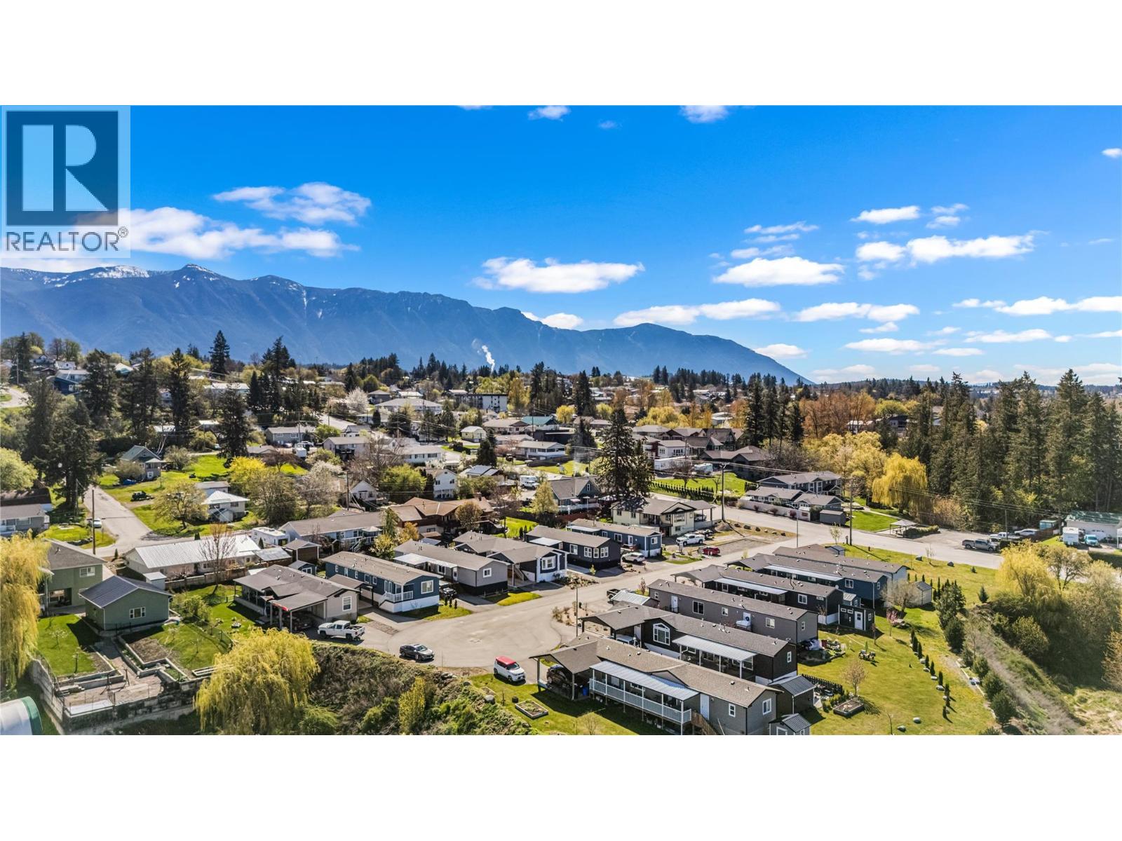 #8 316 Canyon Street - 31