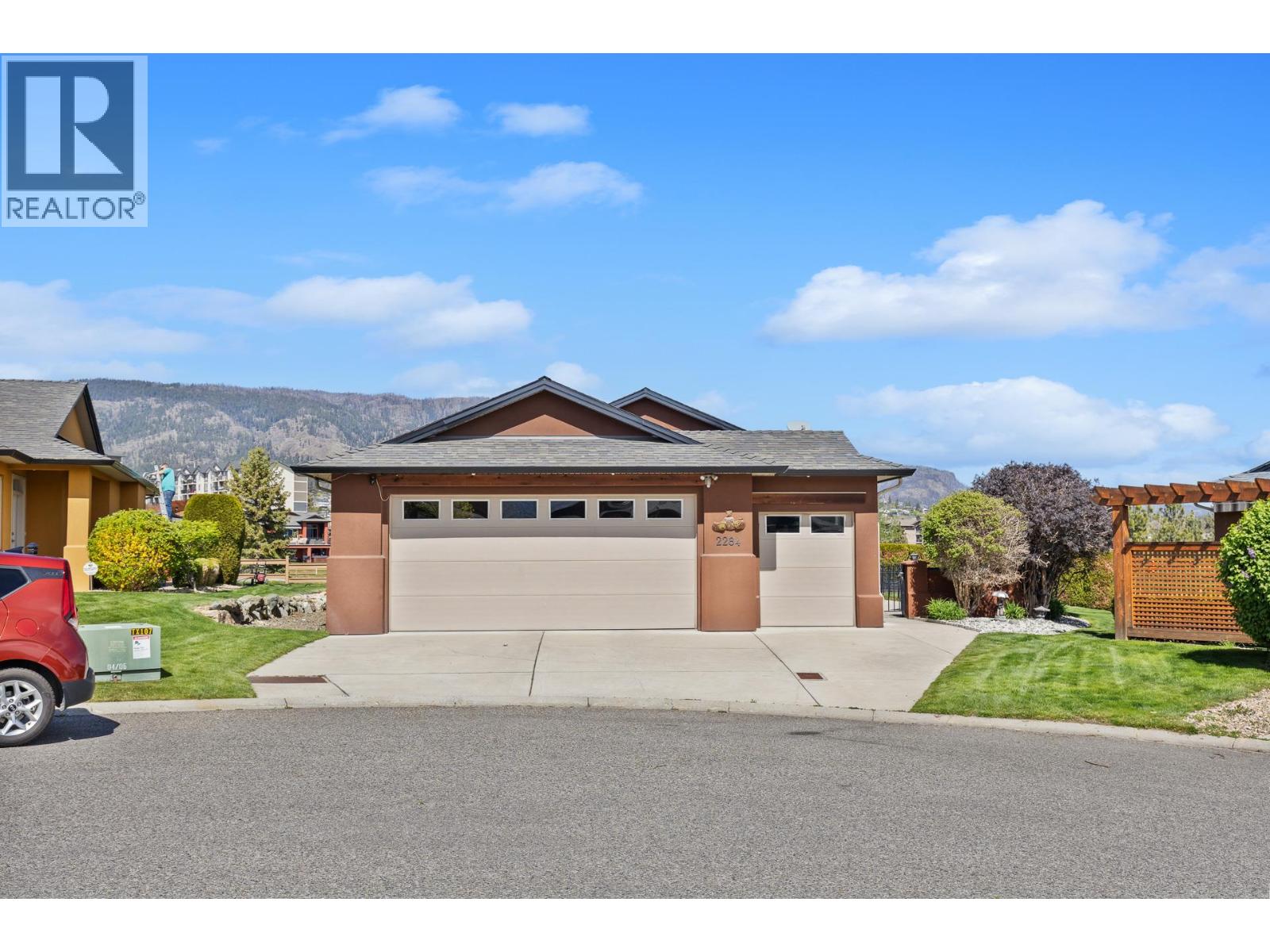  2284 Pine Vista Place, Westbank