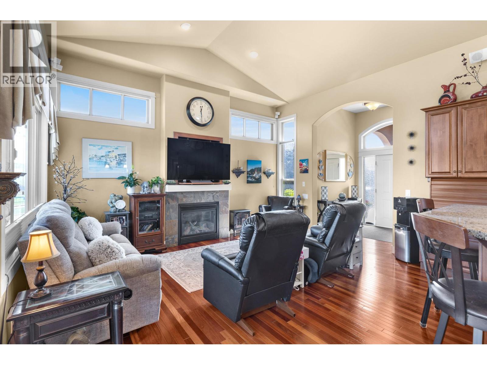  2284 Pine Vista Place, Westbank