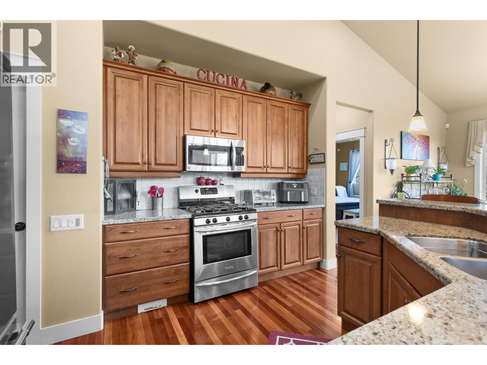  2284 Pine Vista Place, Westbank