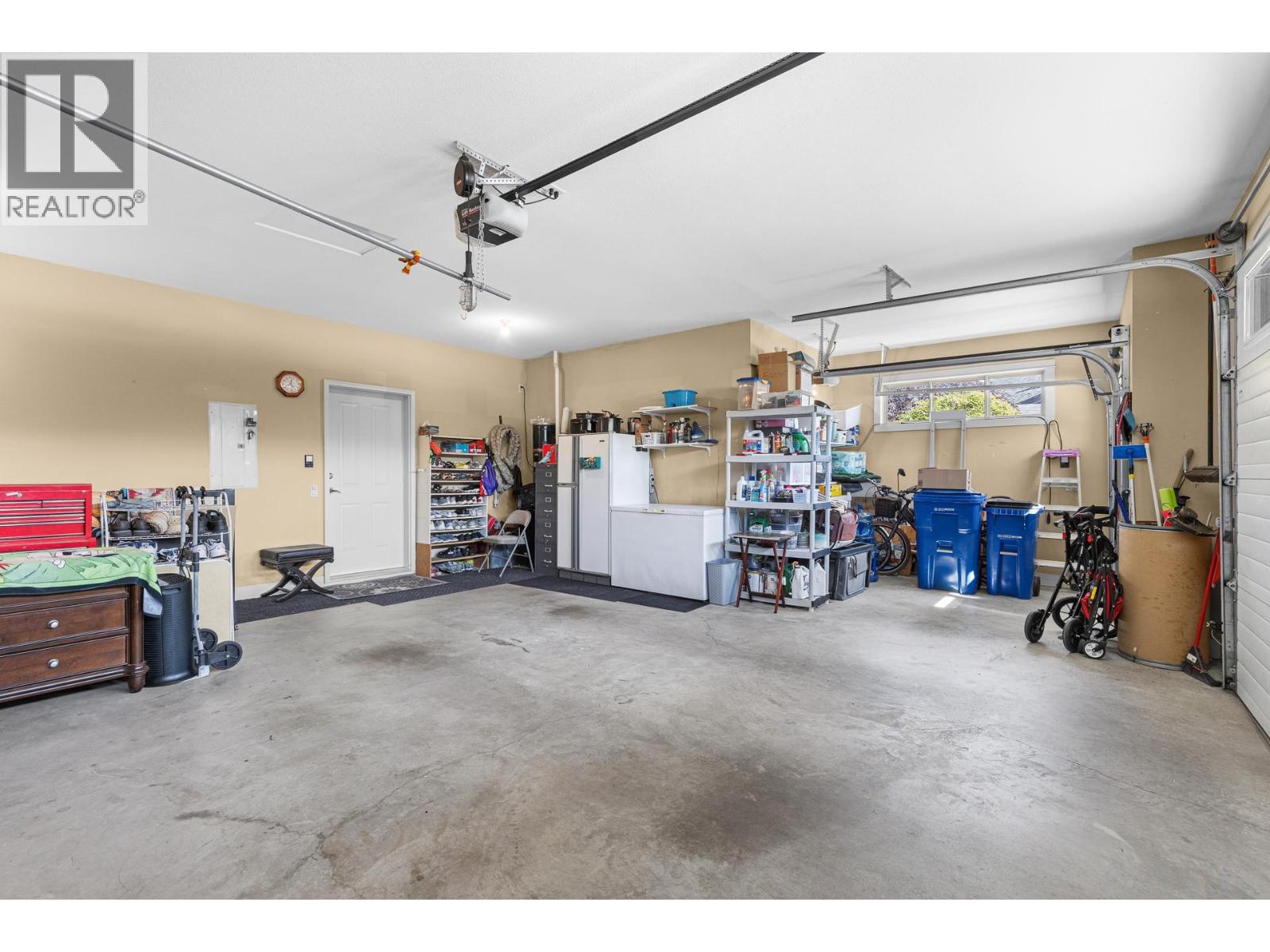  2284 Pine Vista Place, Westbank