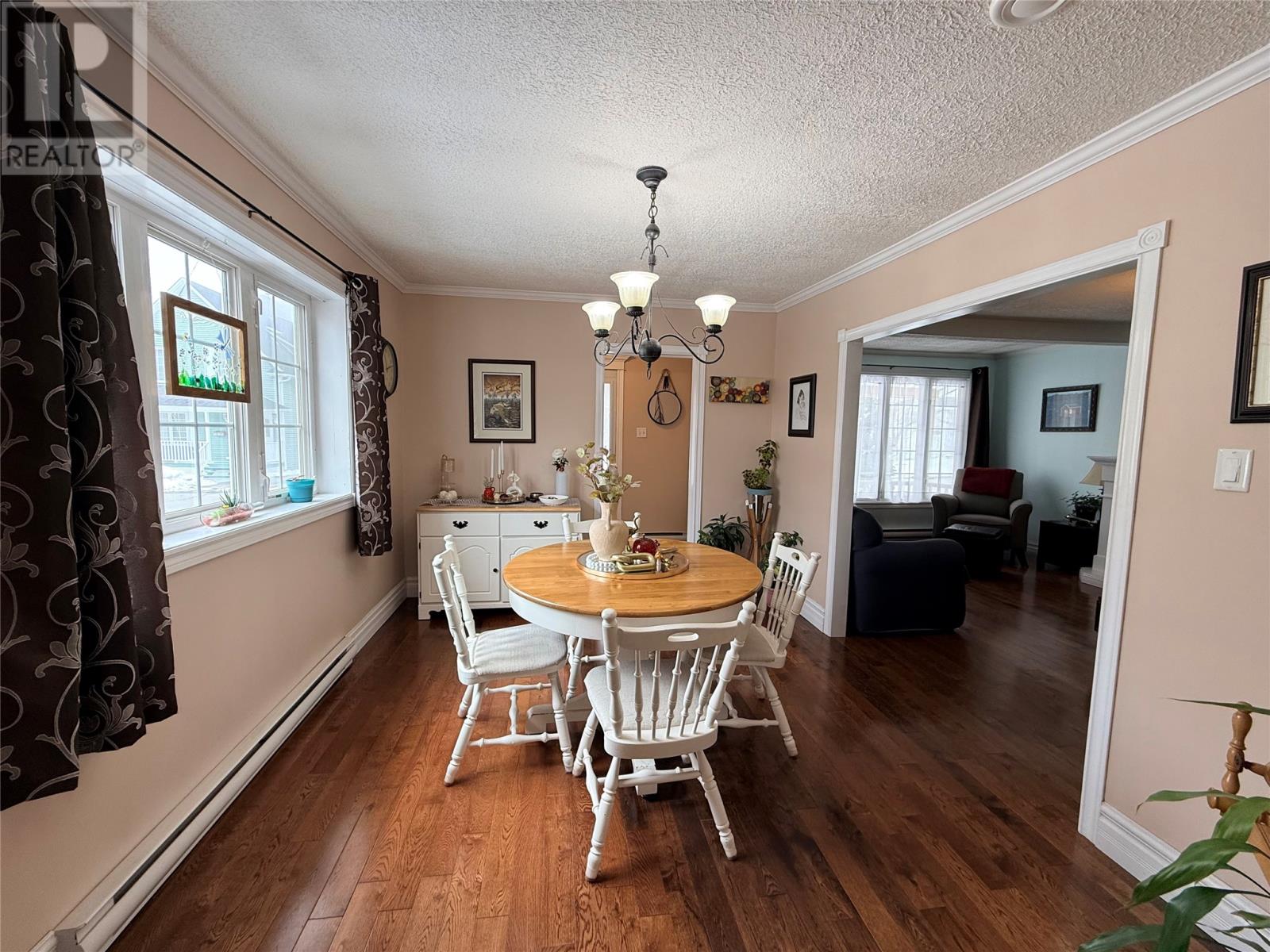 56 Beaumont Avenue — photo 27
