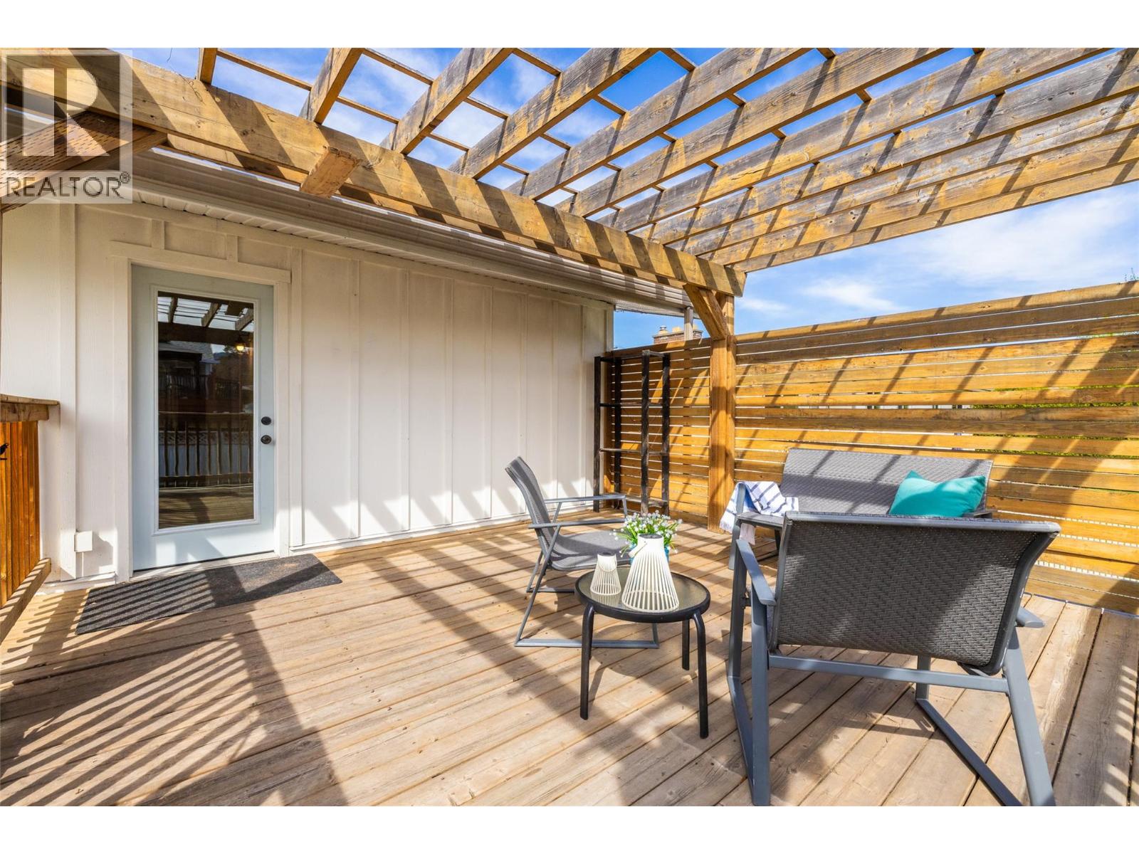  505 Hollywood Road South, Kelowna