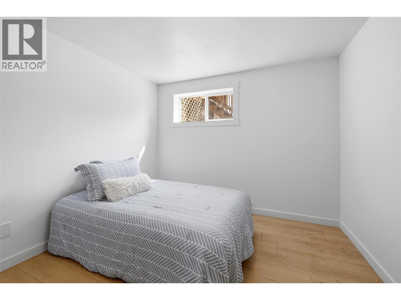  505 Hollywood Road South, Kelowna