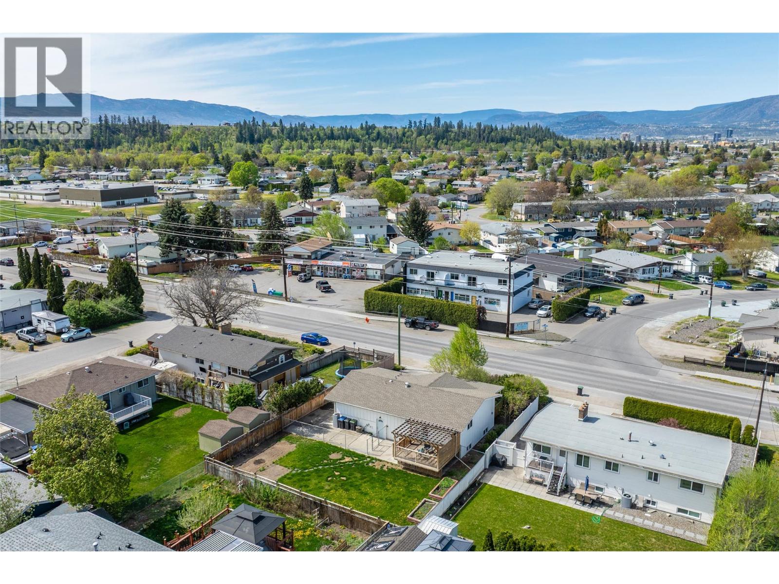  505 Hollywood Road South, Kelowna