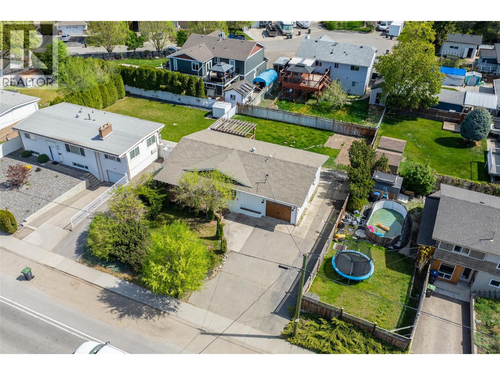  505 Hollywood Road South, Kelowna