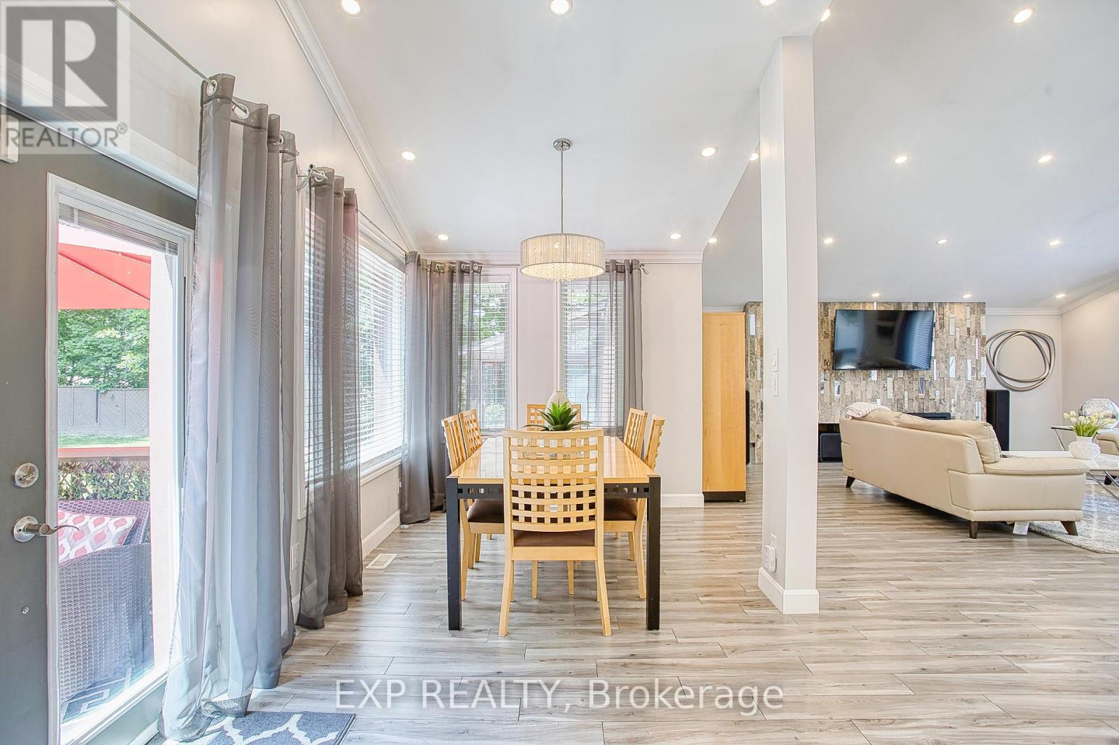 3263 GUYATT ROAD - 19