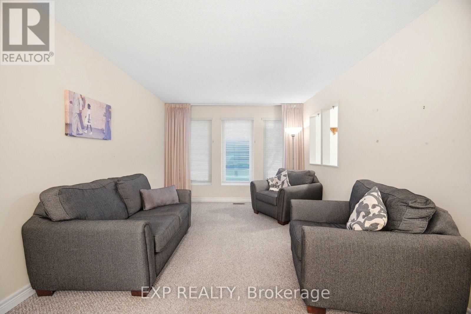 107 ARCHDEKIN DRIVE - 20