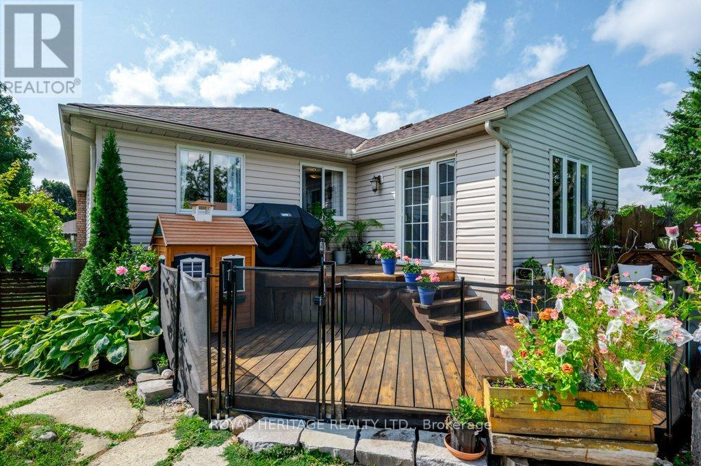 TWO-TIERED DECK