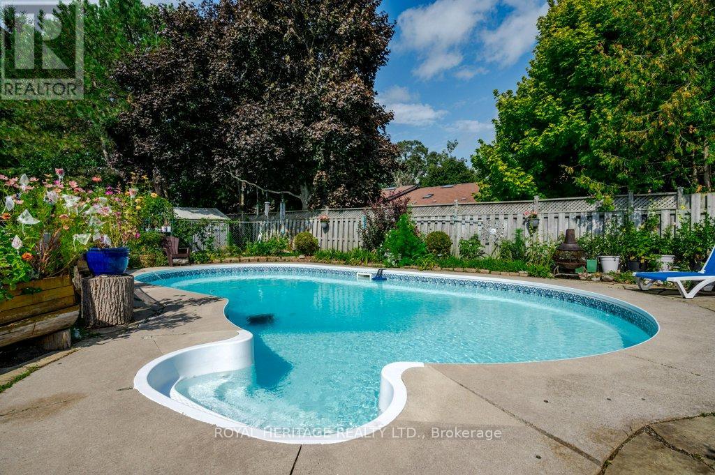 HEATED INGROUND POOL