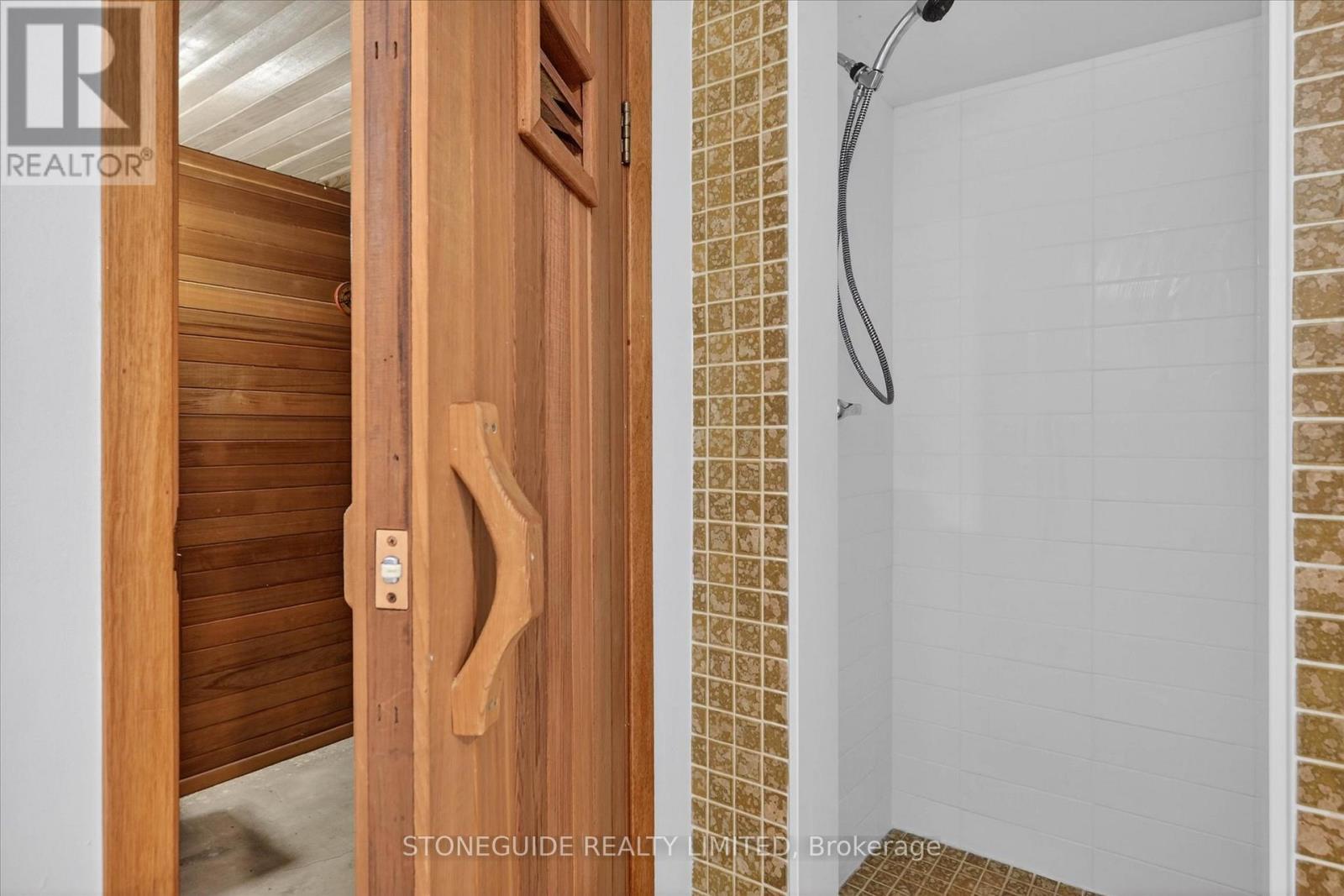 917 TINDLE COURT — photo 38