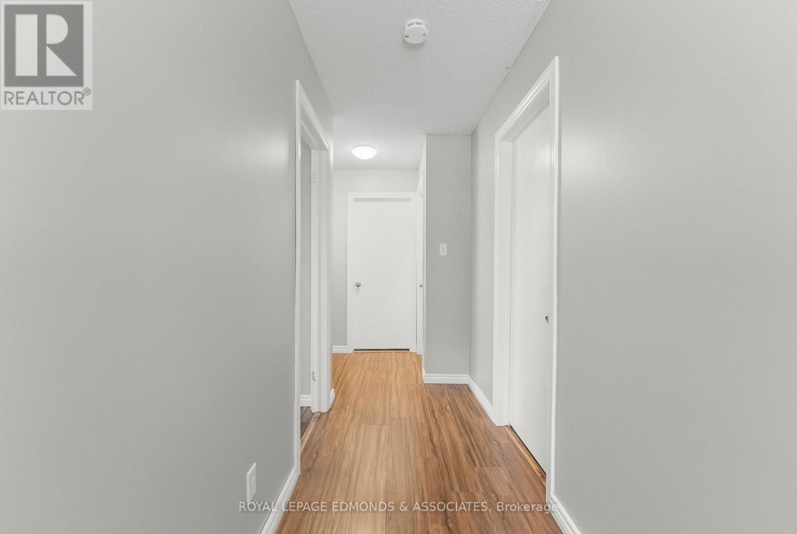 43 LISA CRESCENT — photo 24