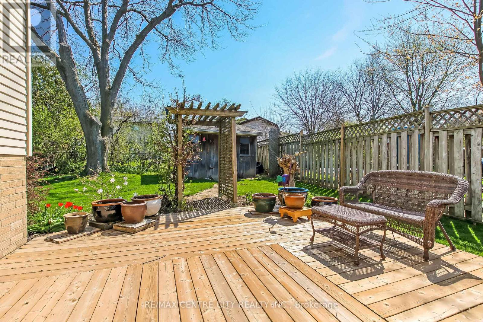 79 ASHLEY CRESCENT - 26
