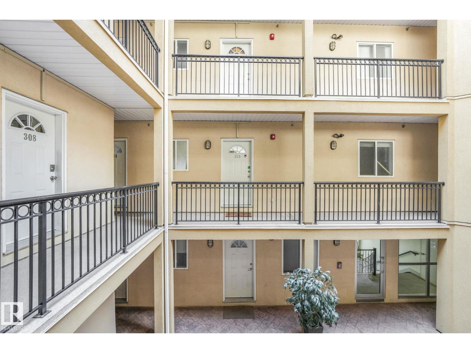 #310 10606 102 AV NW, Edmonton