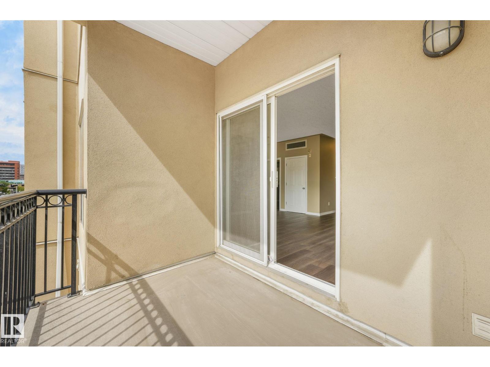 #310 10606 102 AV NW, Edmonton